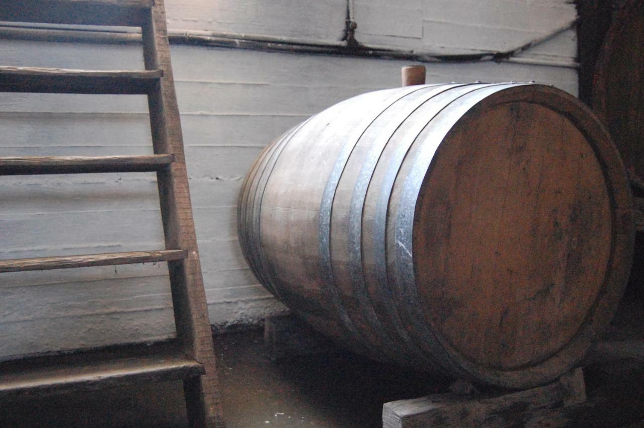 Вилла Old Winery House Колимварион Экстерьер фото